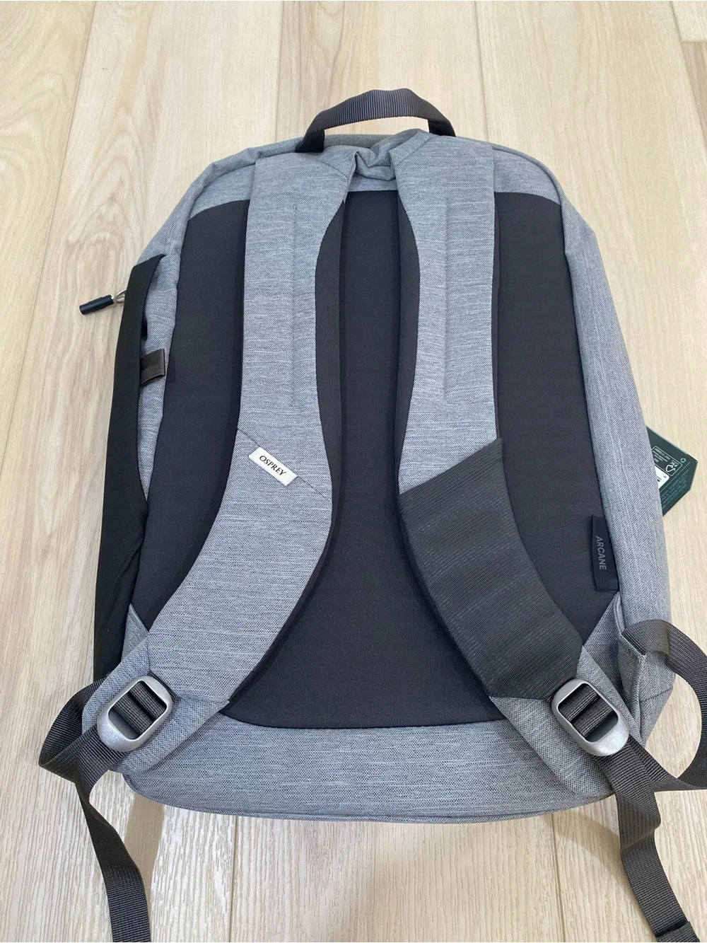 NWT Osprey Arcane Large Day Backpack Gray 20L 1220 cu.in Everyday Lifestyle